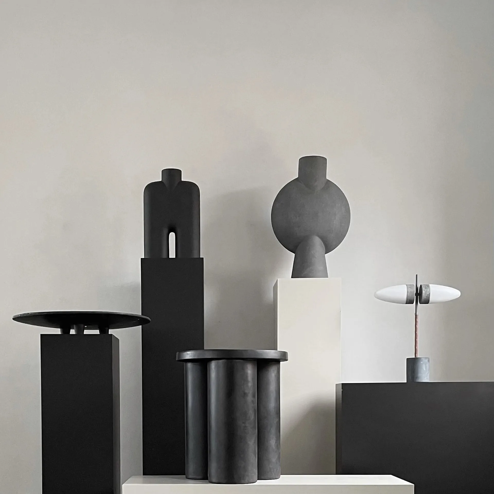 Big Foot sidebord tall Ø 45 cm, Coffee 101 Copenhagen