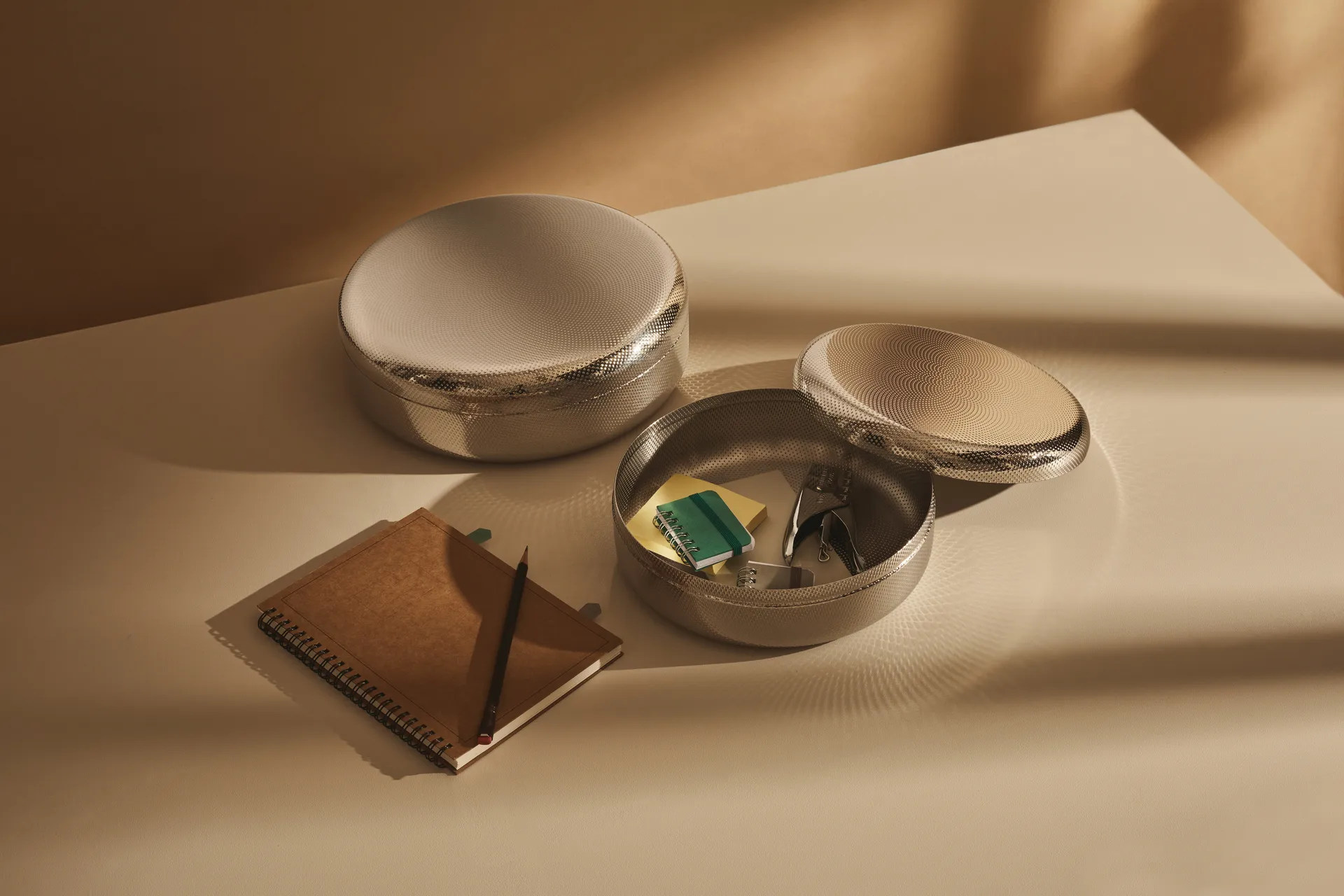 Extra ordinary texture oppbevaringsboks, Ø 23 cm Alessi