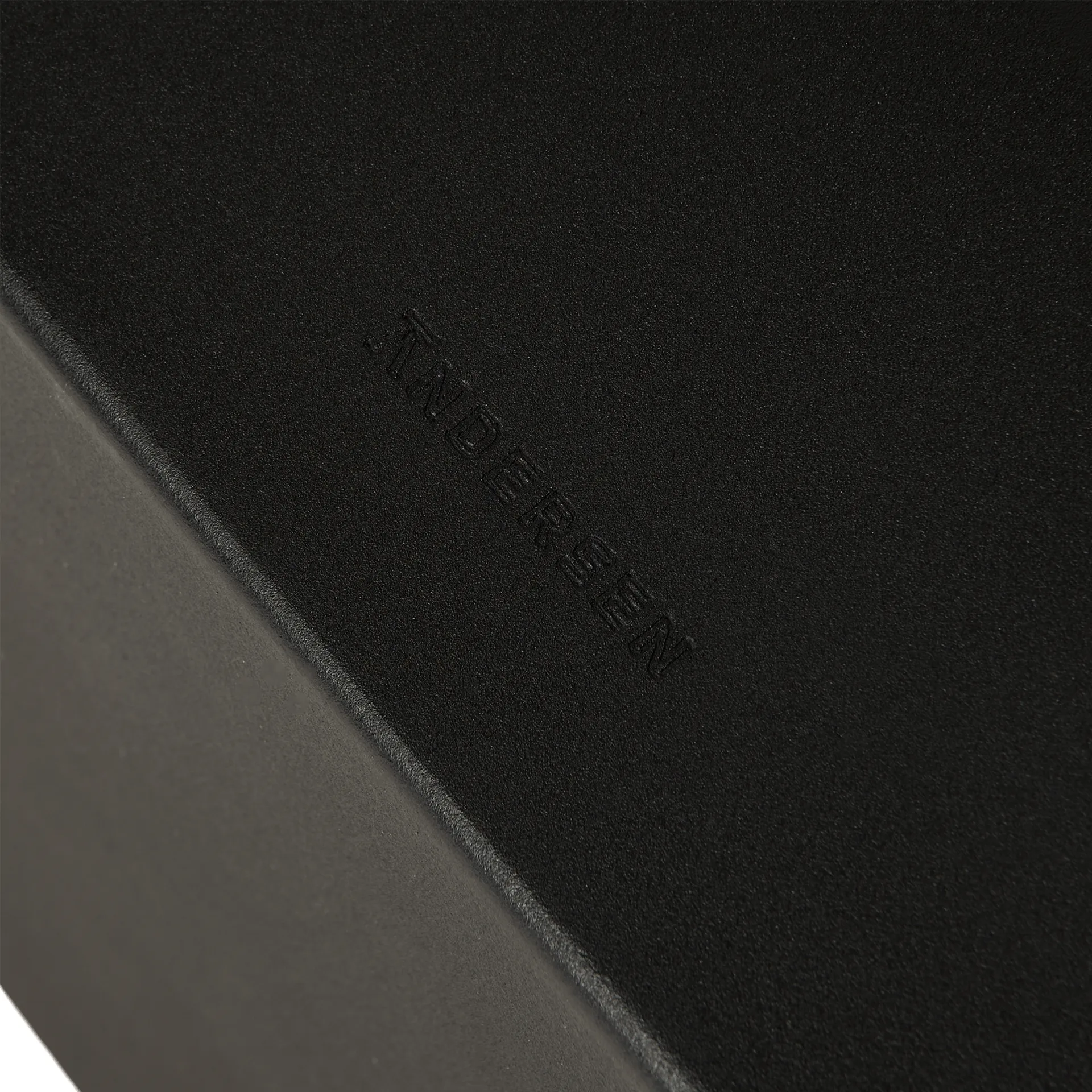 Edge tidsskriftsstativ, Black (svart) Andersen Furniture