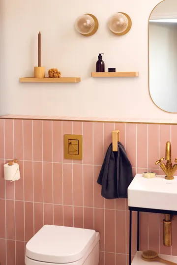 Shelf 11 vegghylle 44 cm - Lacquered oak - Andersen Furniture