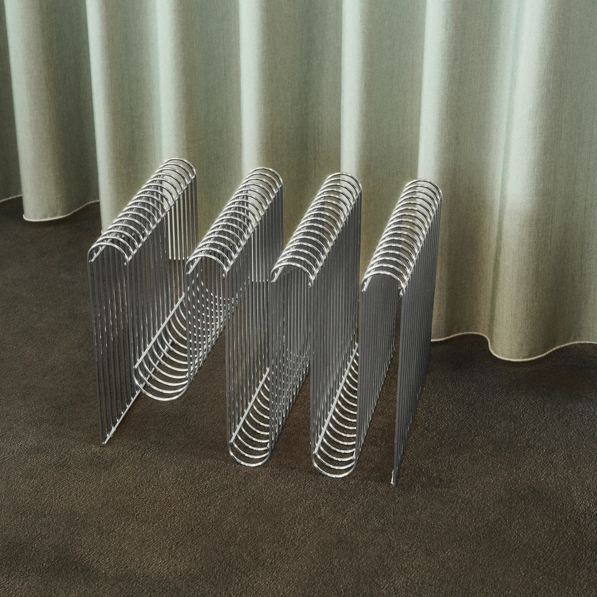 Curva magasinholder, Sølv AYTM