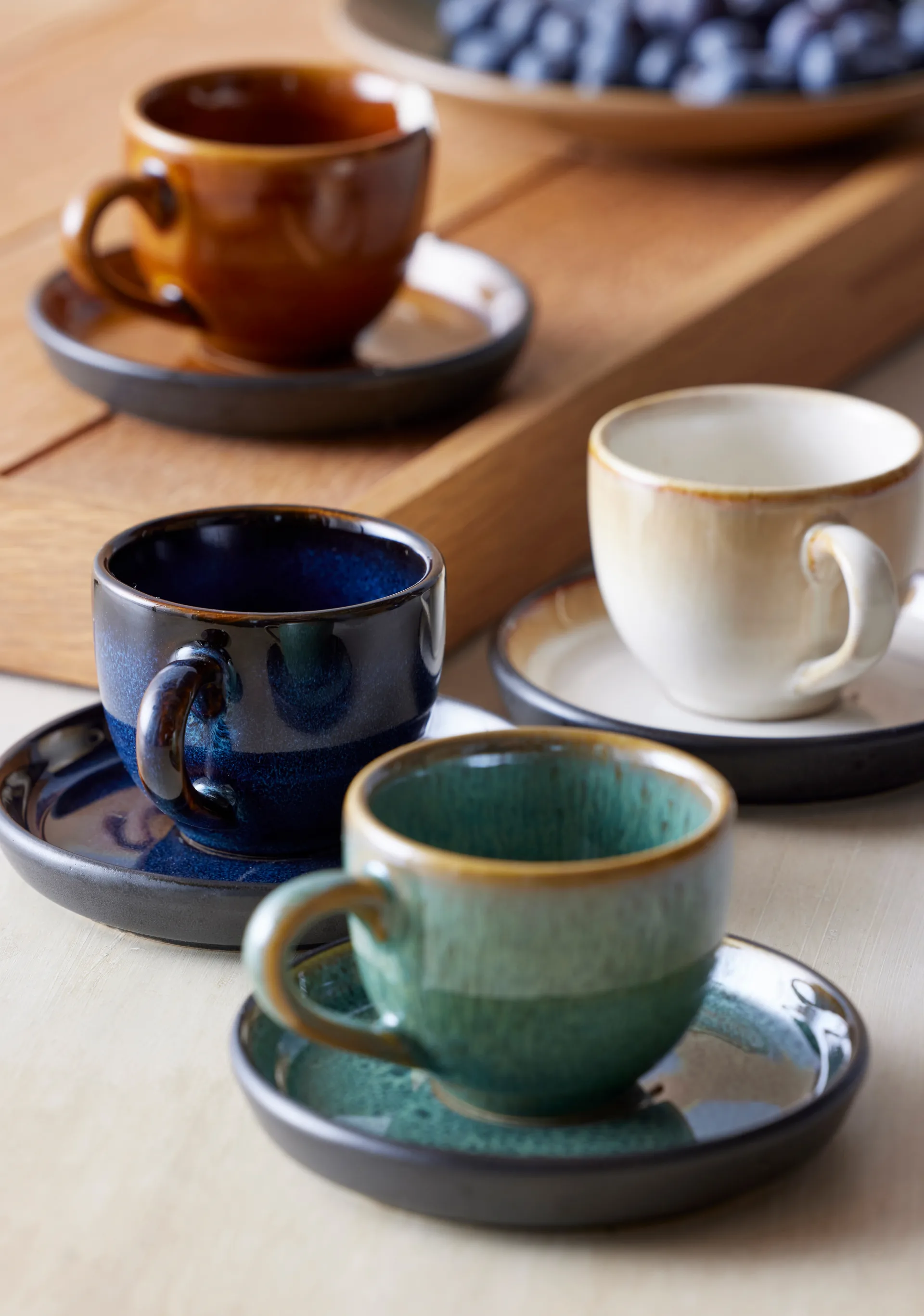 Bitz espressokopp med fat 7 cl, Mørkblå-sort Bitz