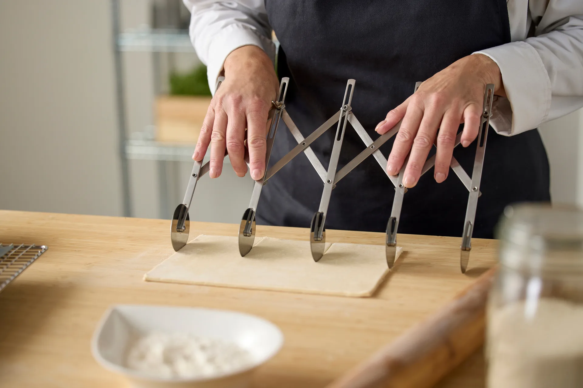 Blomsterbergs deigskrape med 5 hjul, Stål Blomsterbergs