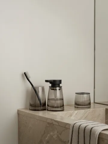Ava såpepumpe 25 cl - Black - blomus