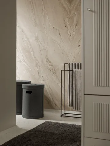 Modo håndklærhenger - Black, 86x60x18,5 cm - blomus