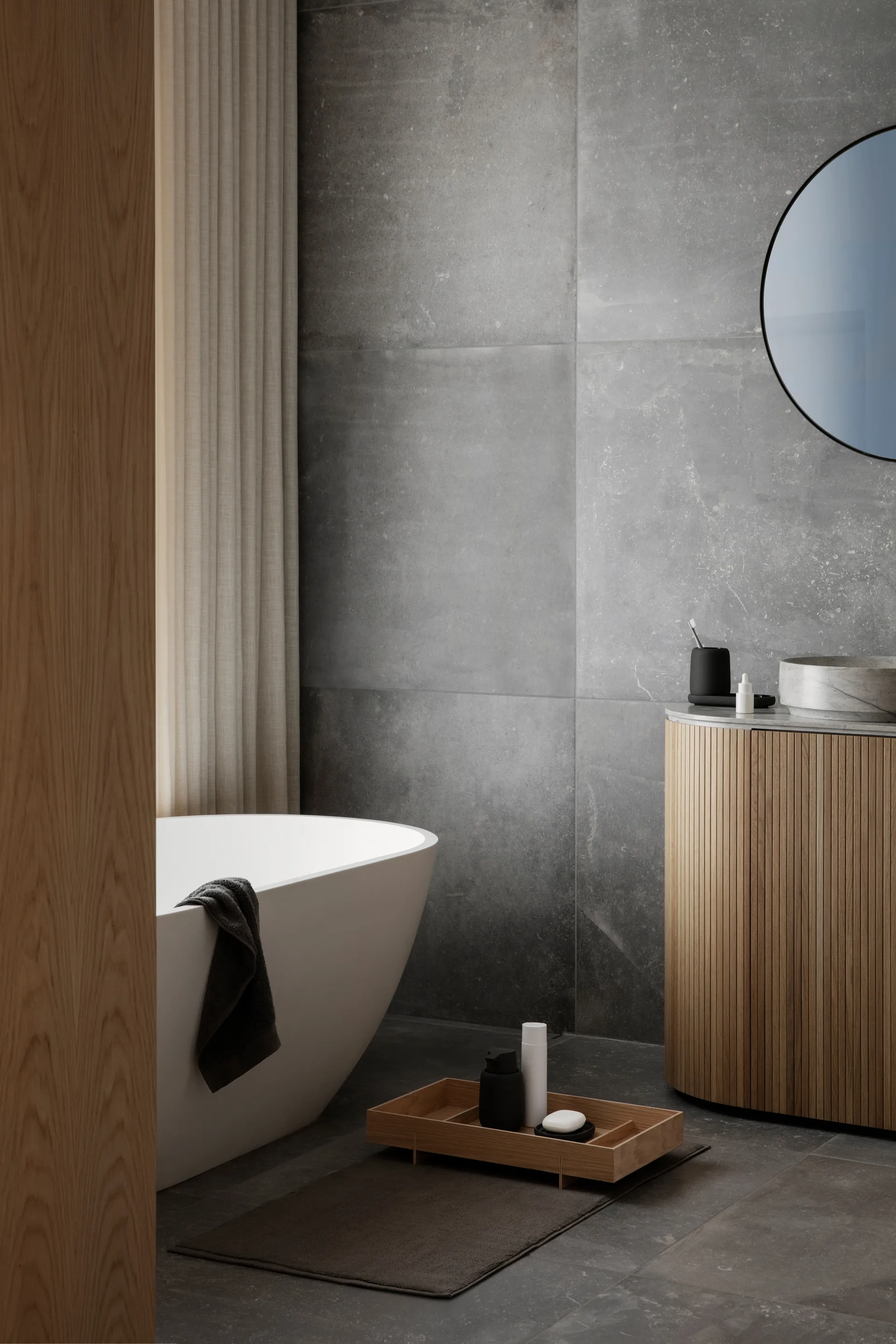 Sono såpepumpe 25 cl, Svart blomus