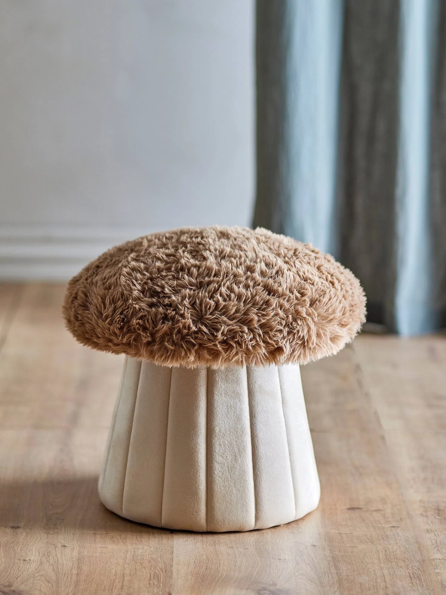 Bertil puff Ø 37 cm, Sopp, brun Bloomingville