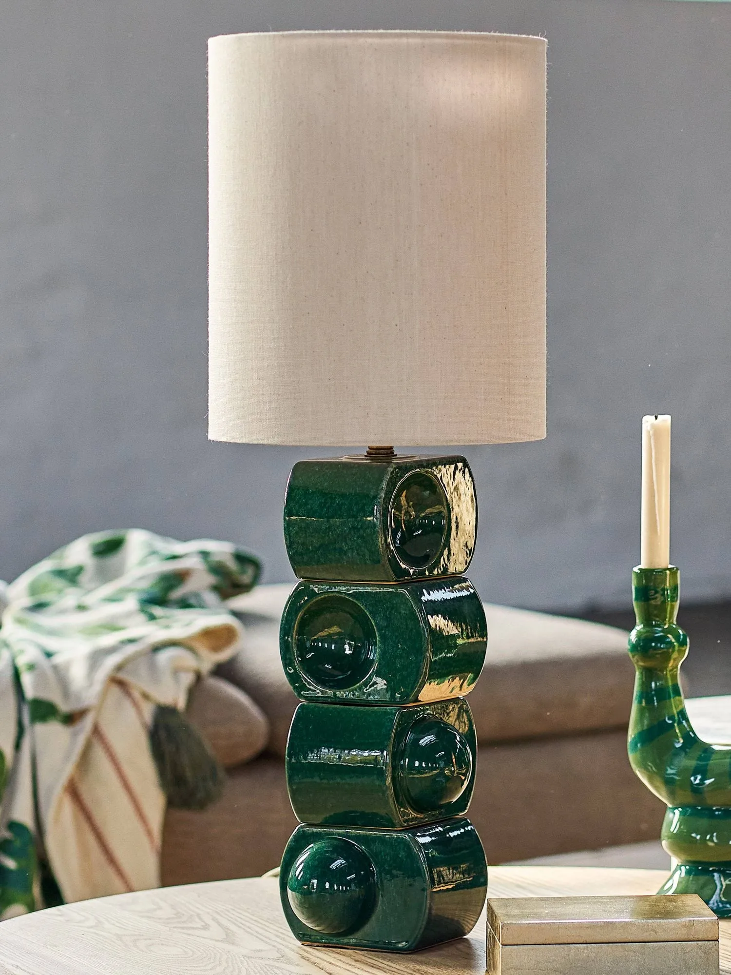 Brady bordlampe, Green, Ø25 cm Bloomingville