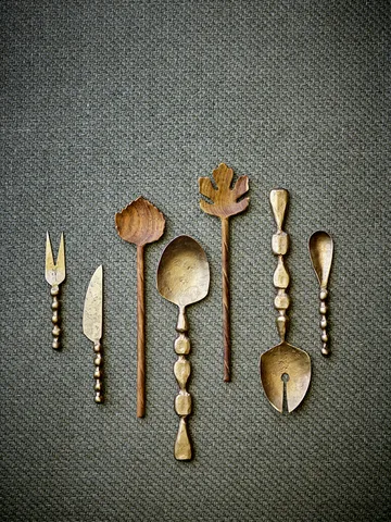 Edi salatbestikk 2-deler - Messing - Bloomingville