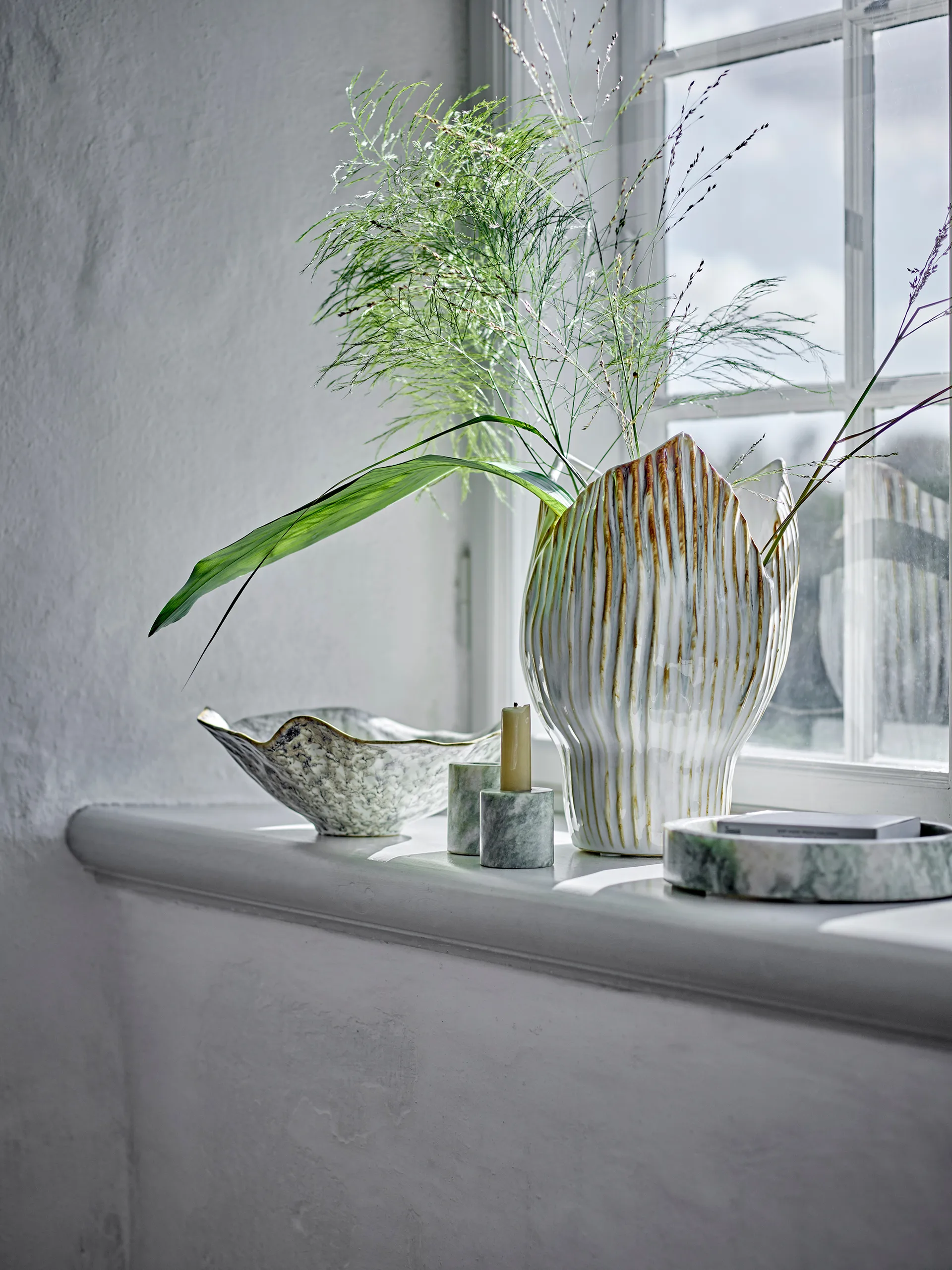 Lennon bolle, Grå Bloomingville