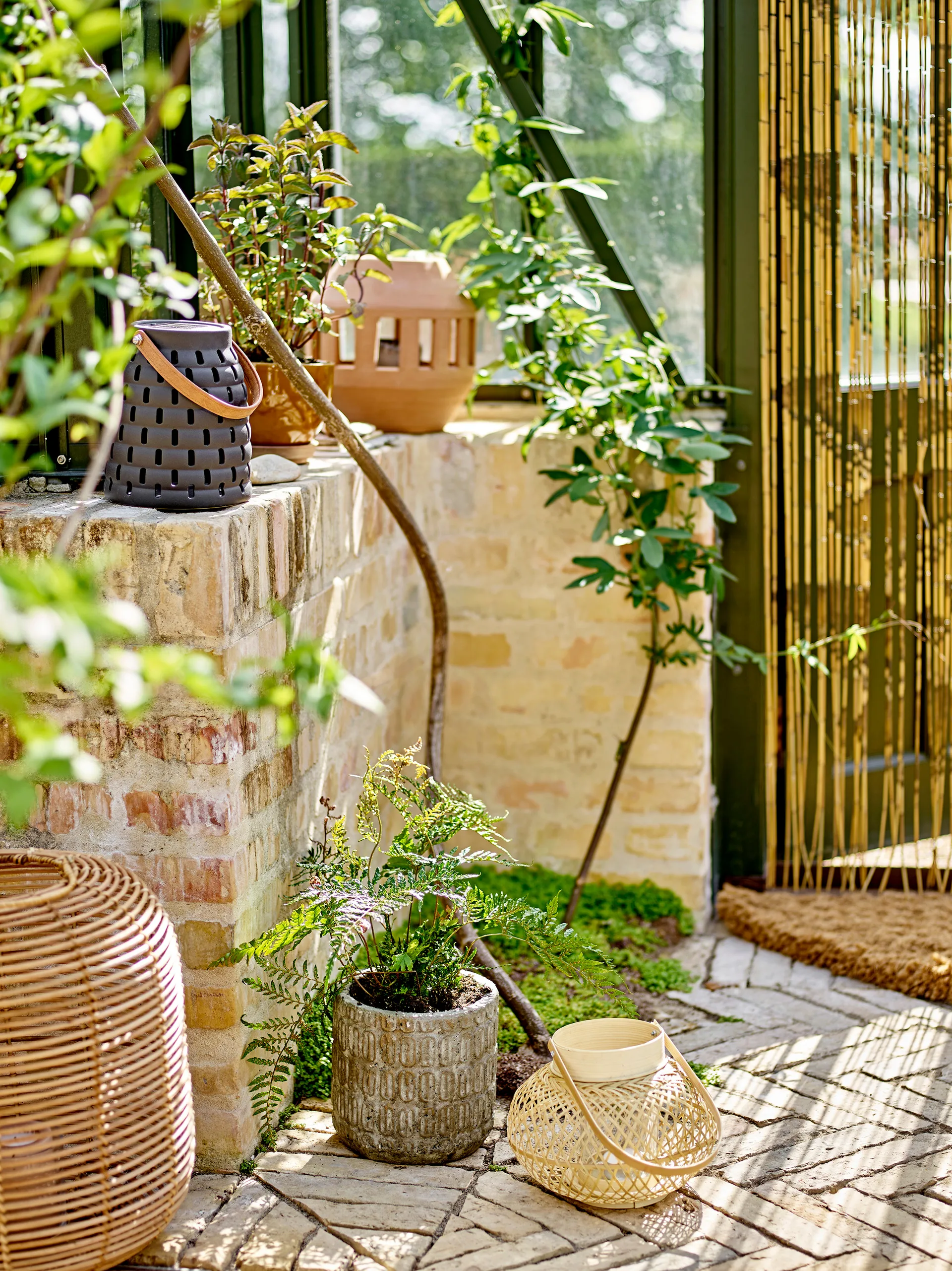 Trellis solcellelampe lanterne 18 cm, Sort Bloomingville