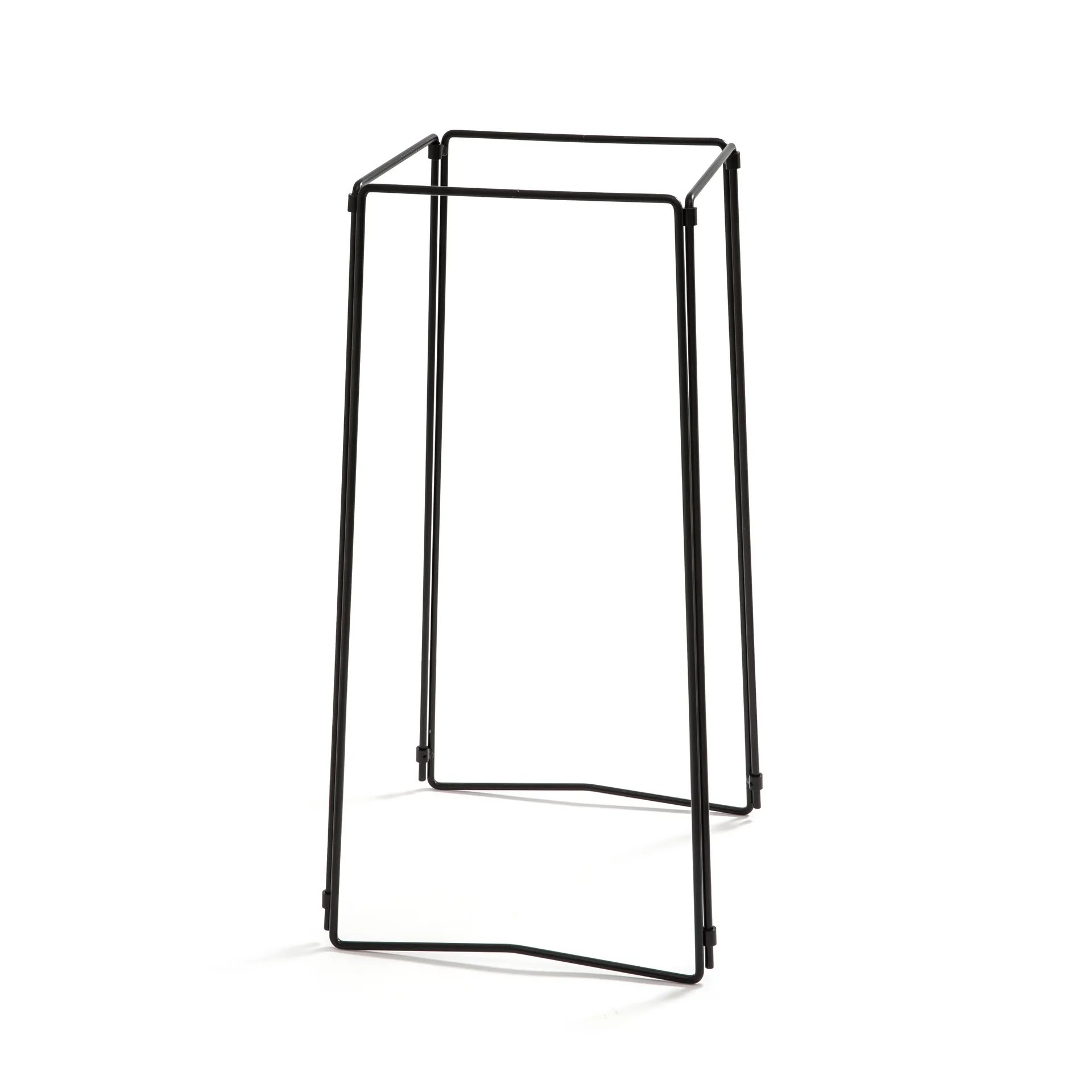 Stumpastaken settning, Svart Born In Sweden