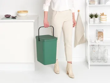 Avfallsbøtte Sort & Go 25L - Fir Green - Brabantia