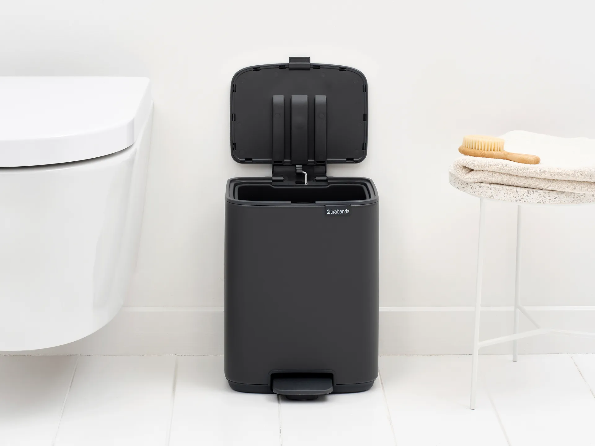 Bo pedalbøtte 7 l, Mineral Infinite Grey Brabantia