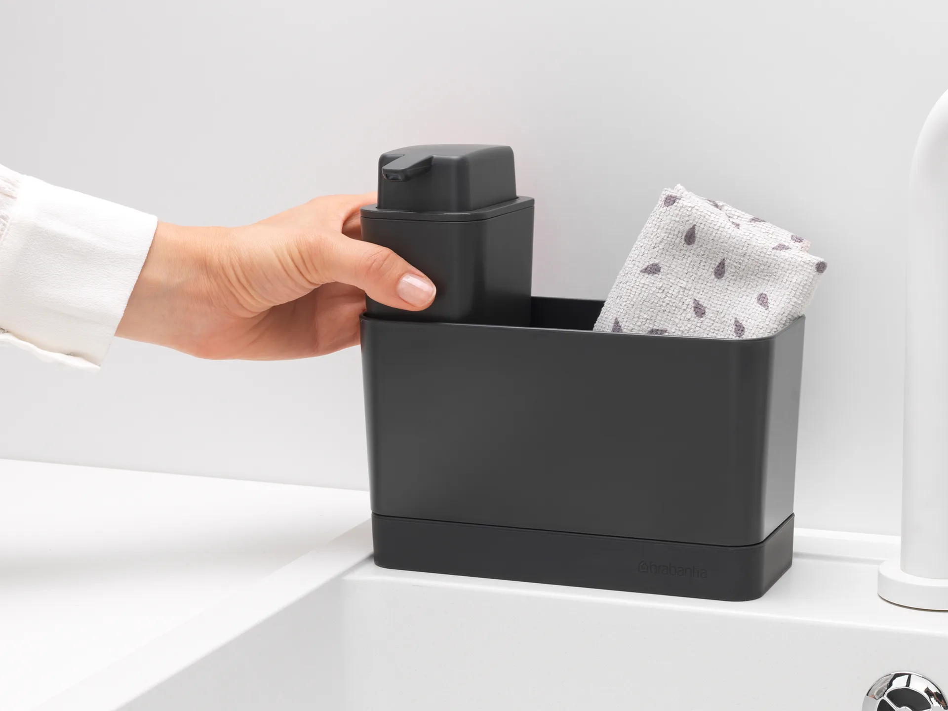 Brabantia oppvaskorganiserer med såpepumpe, Mørkegrå Brabantia