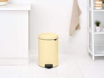 New Icon pedalbøtte 20 liter - Mellow Yellow - Brabantia