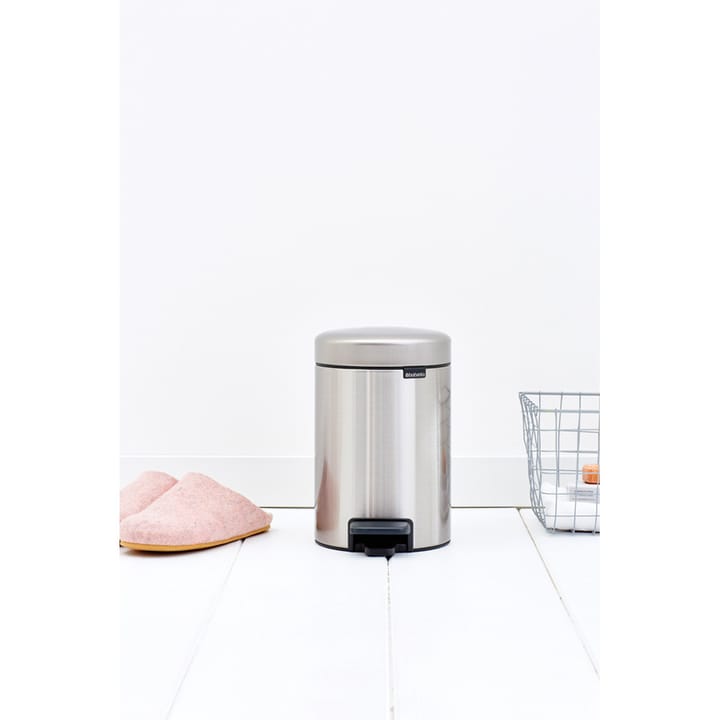 New Icon pedalbøtte 3 liter, Matt steel fingerprint proof Brabantia