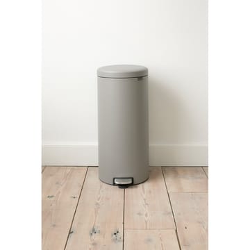 New Icon pedalbøtte 30 liter - Mineral concrete grey - Brabantia