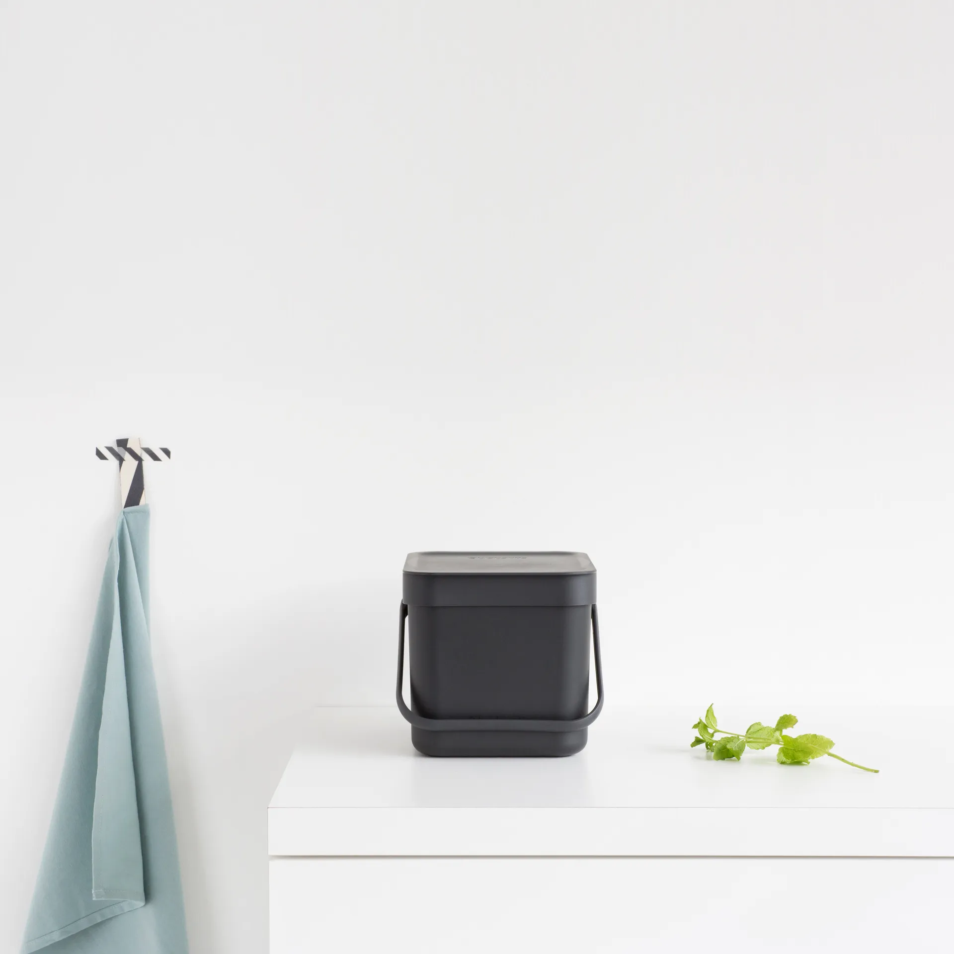 Sort & Go søppelbøtte 6 liter, grå Brabantia
