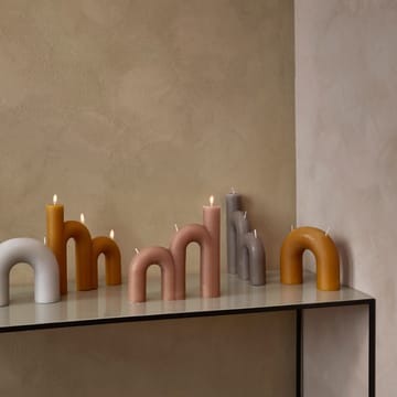Bend lys 14,5x16,5 cm - Honey gold - Broste Copenhagen