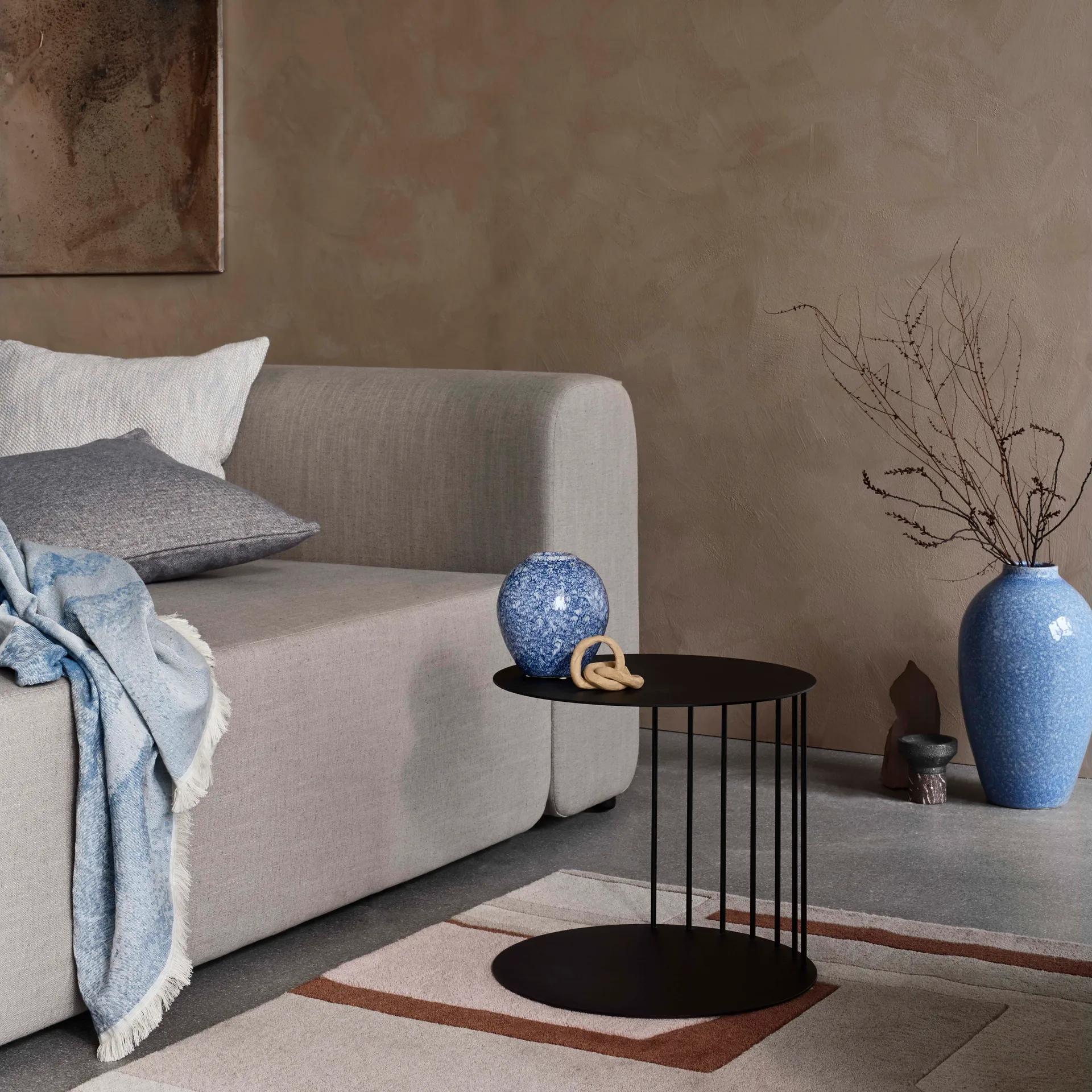 Ingrid keramikvase 40 cm, Insignia blue-white Broste Copenhagen