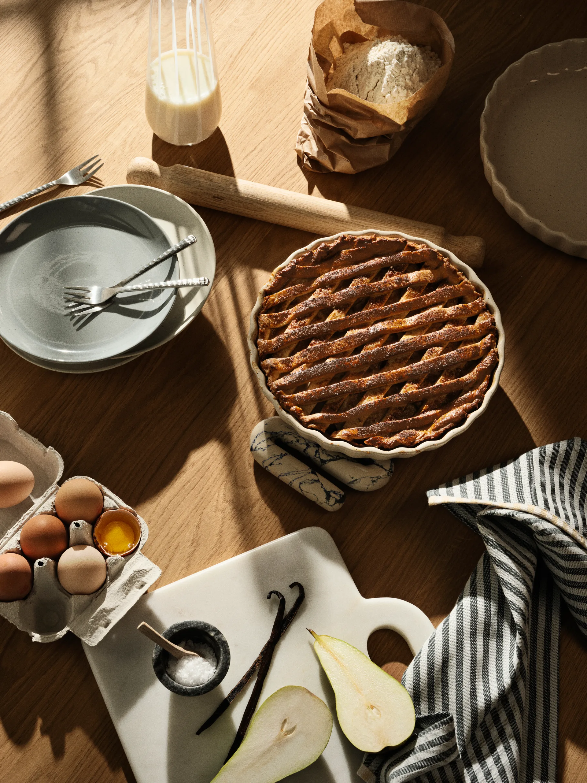 Vig paiform Ø25 cm, Beige Broste Copenhagen