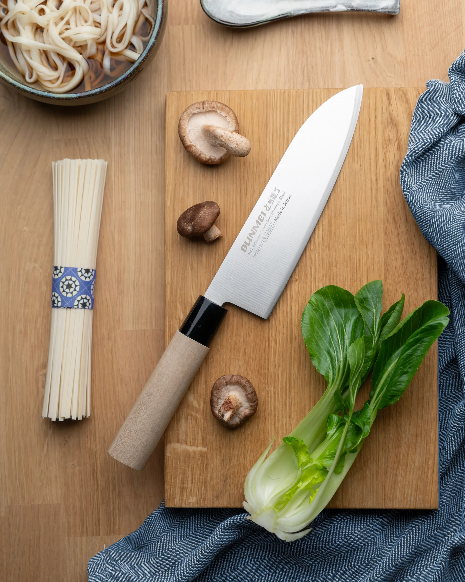 Bunmei santokukniv 18 cm, Rustfritt stål Bunmei