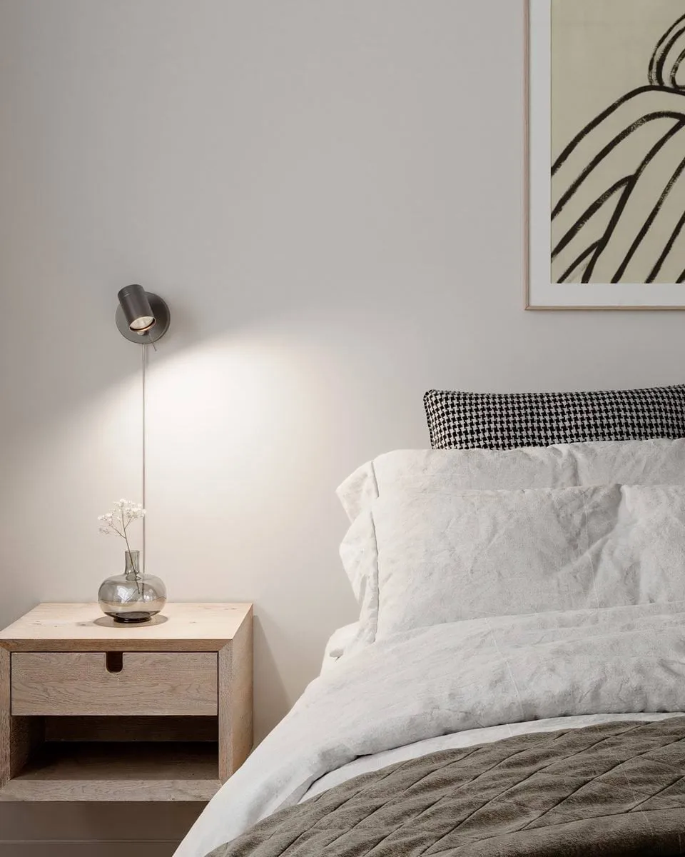 Correct vegglampe, Stålgrå By Rydéns