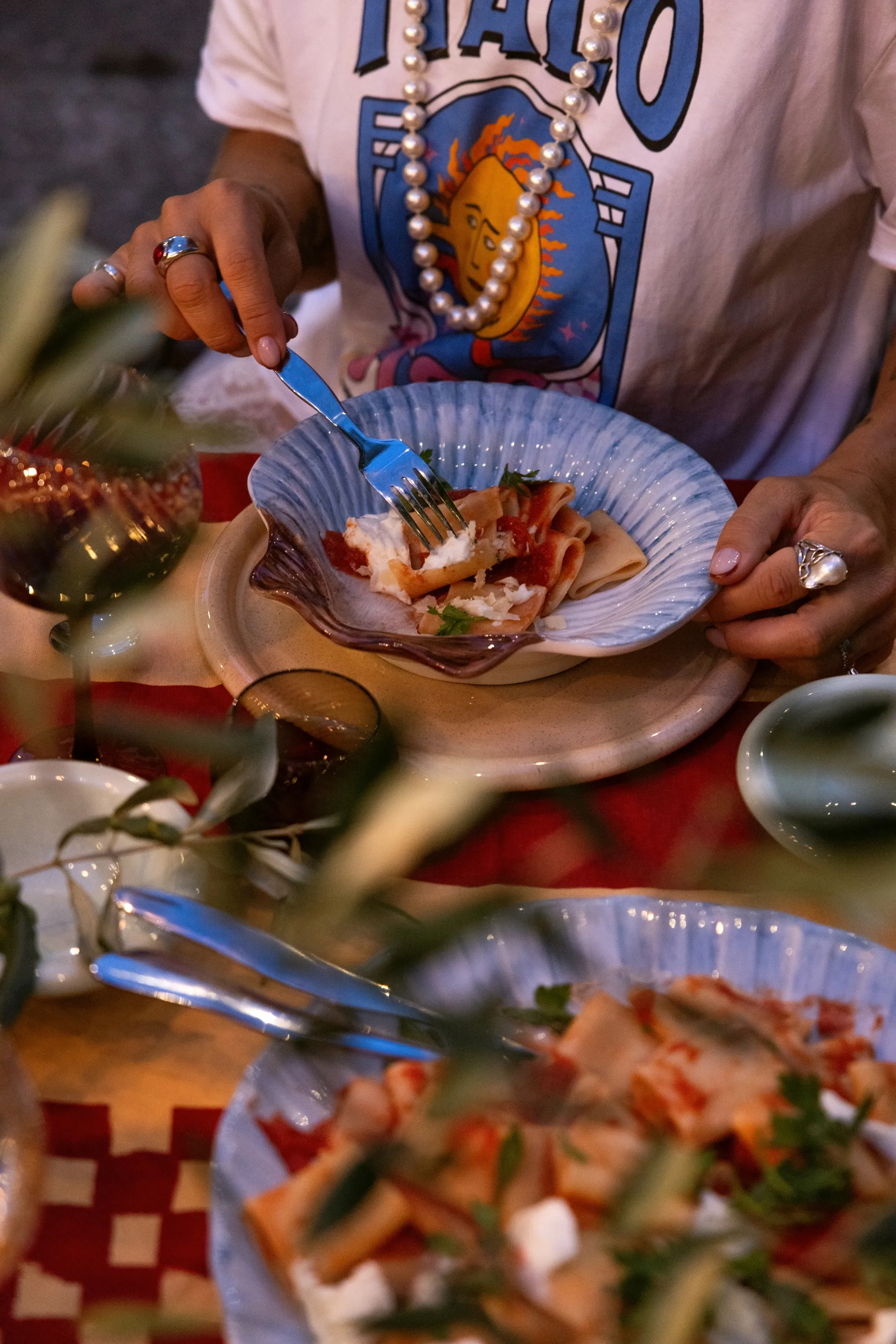 Armona serveringsfat 32x32,5 cm, Lyseblå Byon