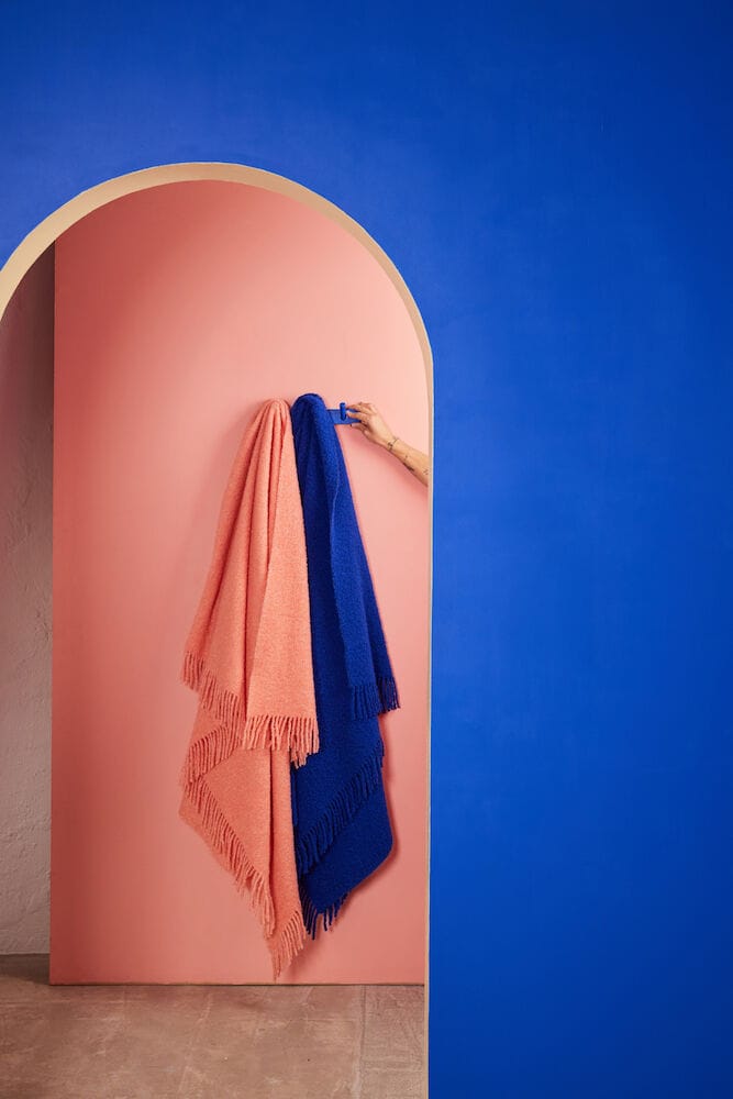 Franca teppe 130x170 cm, Blå-amber-rosa-grønn Byon