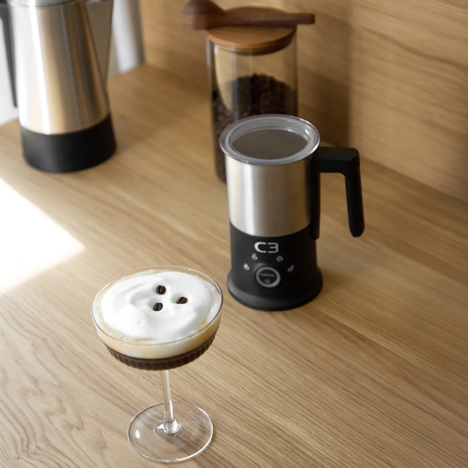 Design Melkeskummer MF700, Børstet rustfritt stål C3