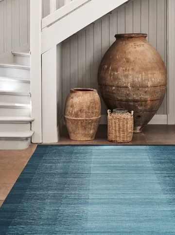 Tapti ullteppe - Blue-Heaven Blue, 270x180 cm - Chhatwal & Jonsson