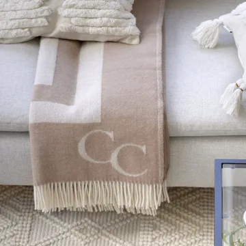 Monogram ullpledd 130x200 cm - Beige - Classic Collection
