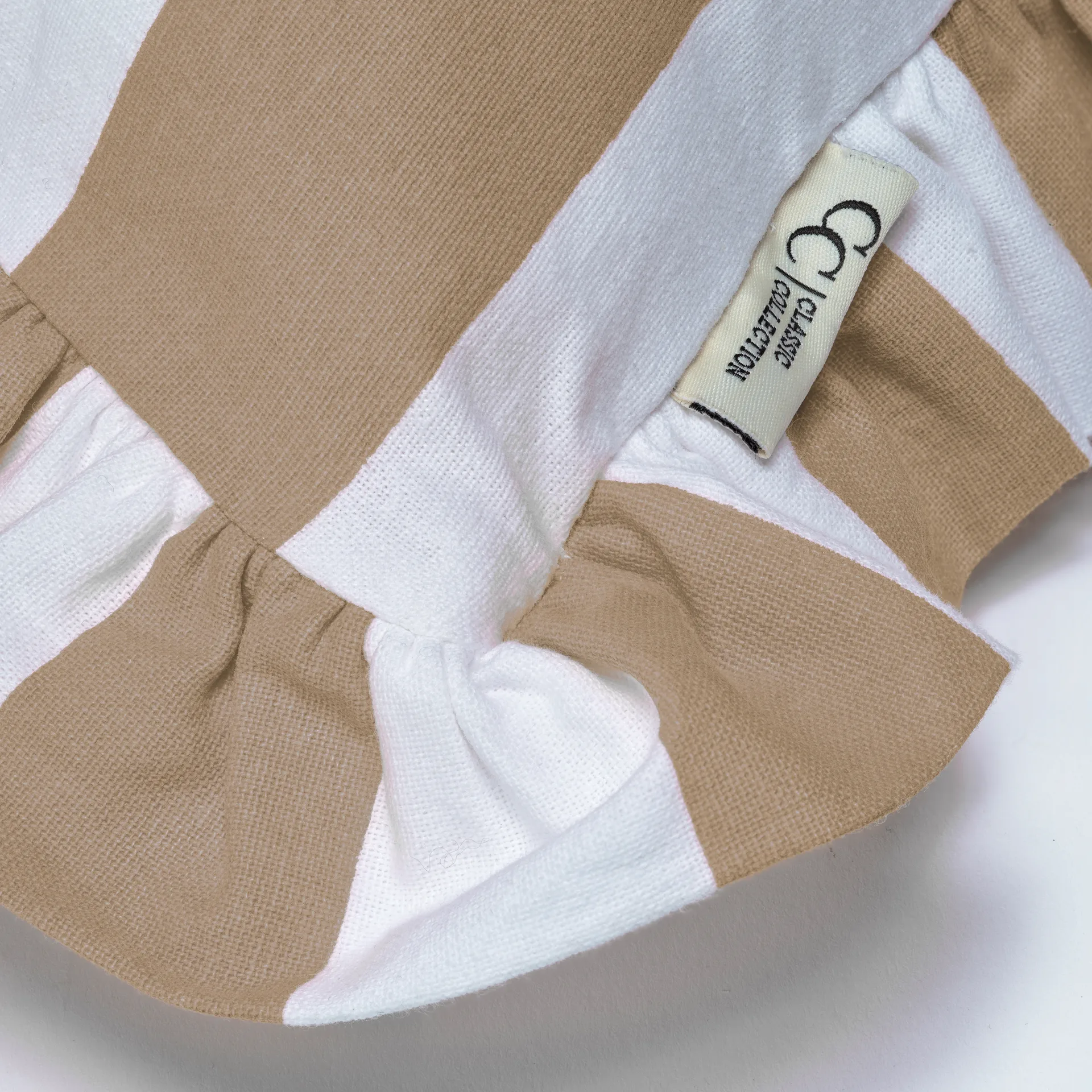 Ruffle Stripes putetrekk 50x50 cm, Beige Classic Collection