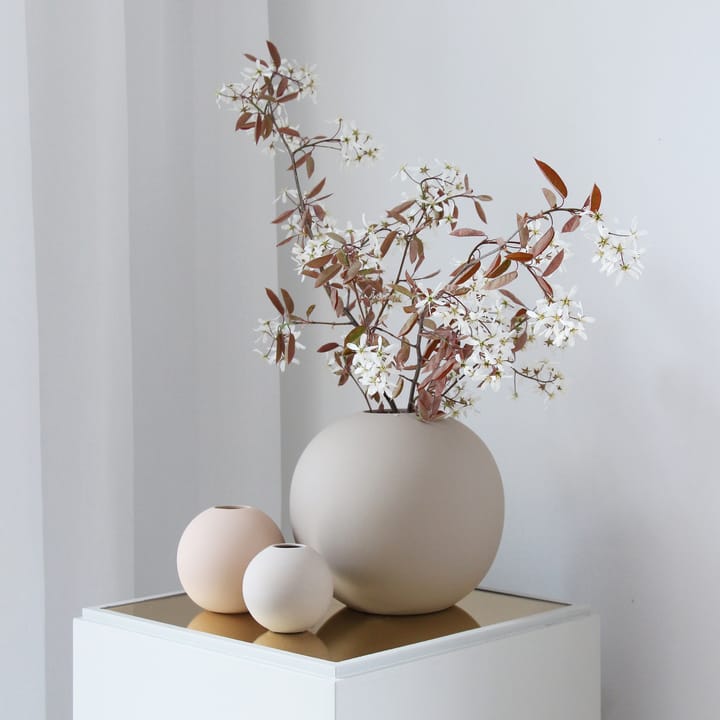 Ball vase sand, 20 cm Cooee Design