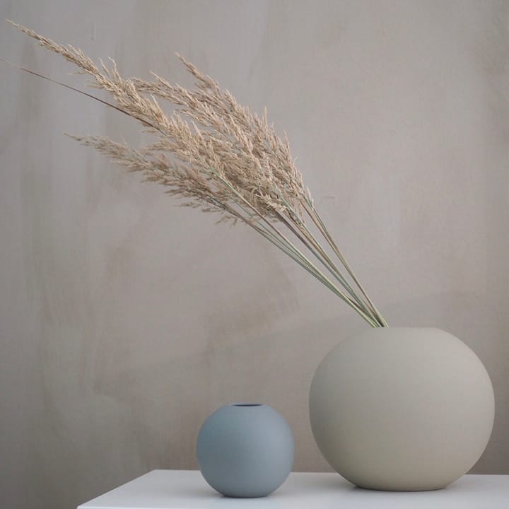 Ball vase sand, 20 cm Cooee Design