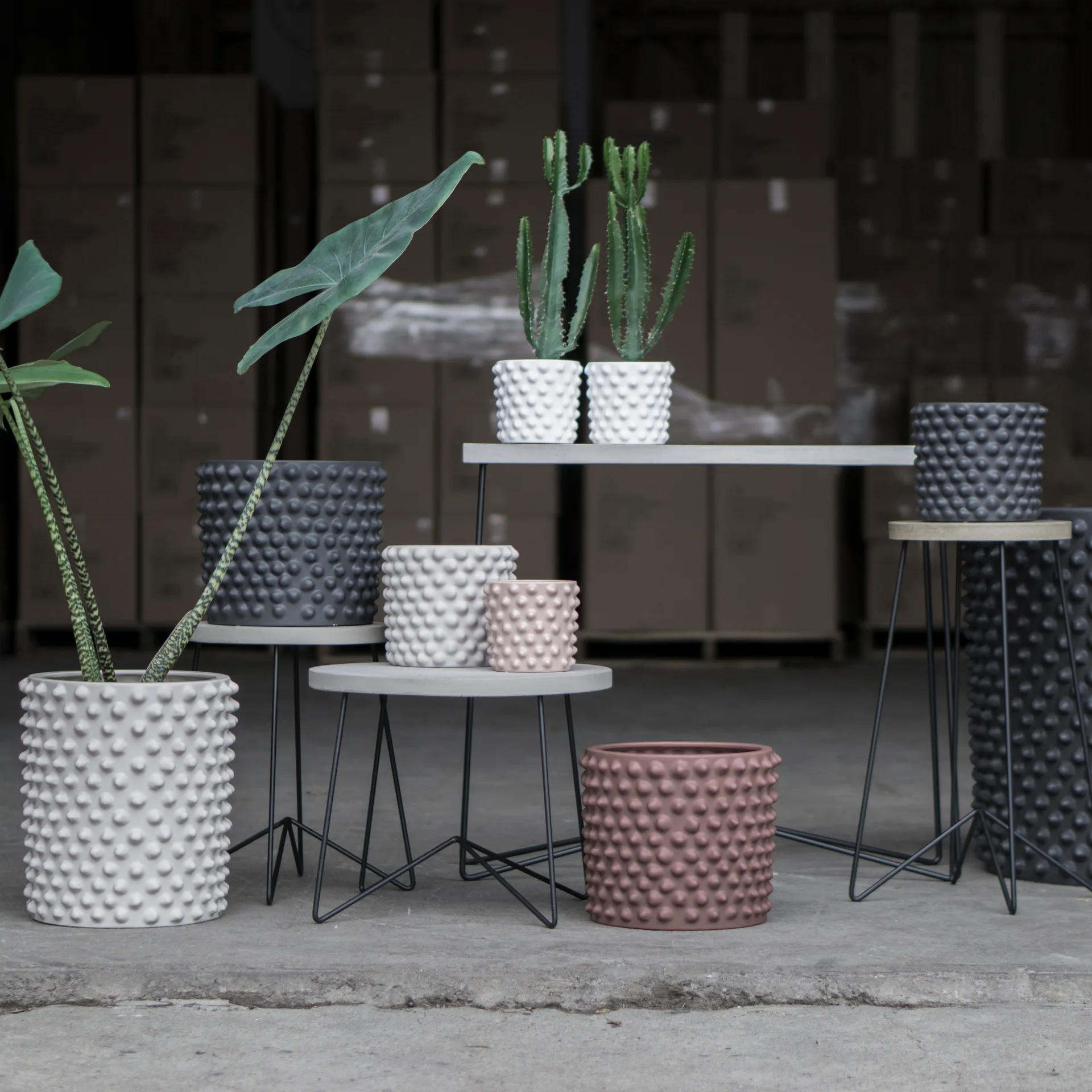 Cloudy blomsterpotte mørkegrå, Mellan, ø 30 cm DBKD