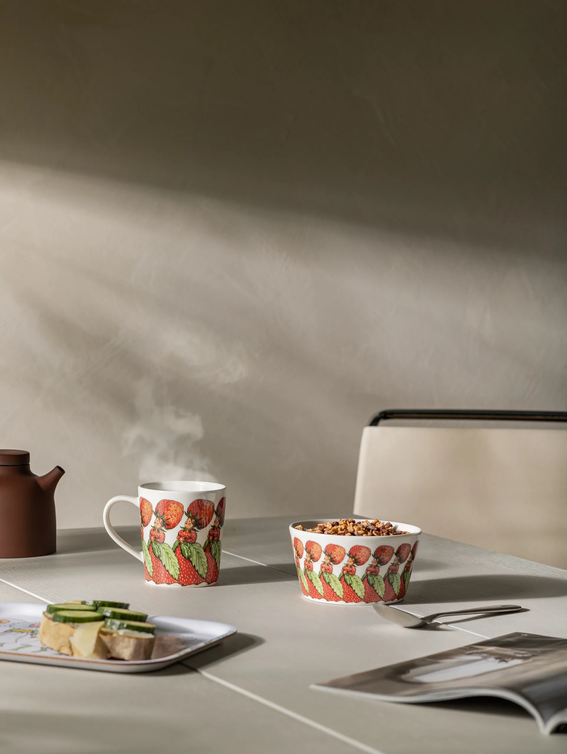 Familjen Jordgbær bolle, 50 cl Design House Stockholm