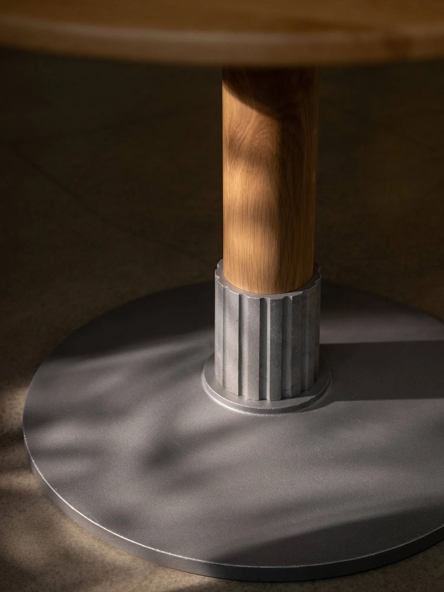 Tock Table spisebord, Mørk eik, Ø110x76 cm Design House Stockholm