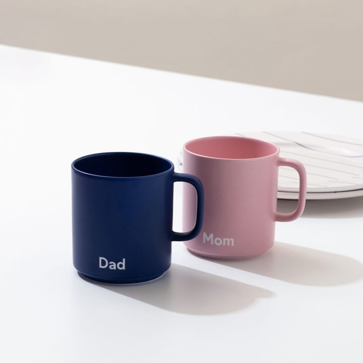 Design Letters VIP favorittkopp med hank 25 cl, Dad Design Letters
