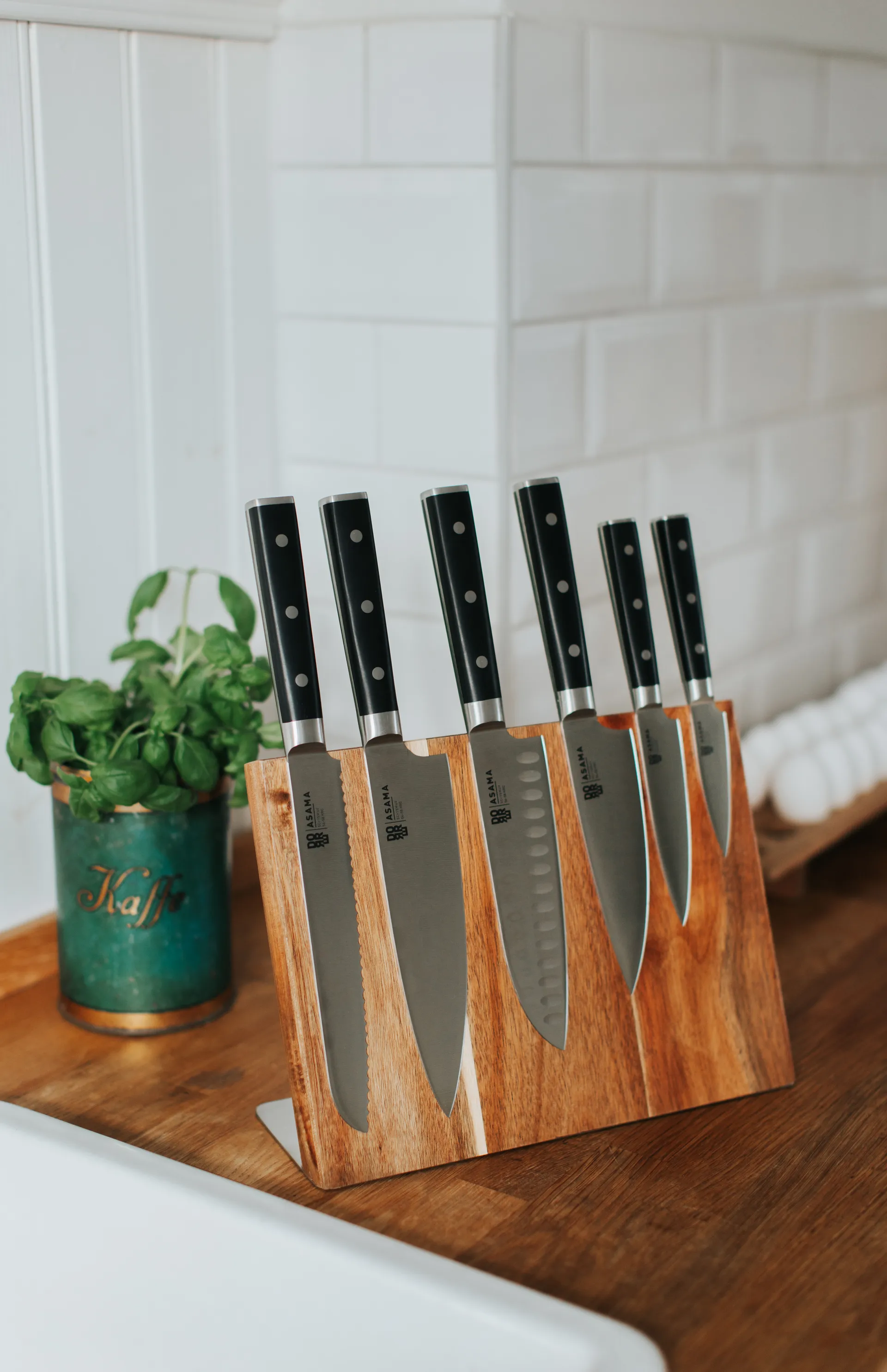 Asama brødkniv 20 cm, Rustfritt stål Dorre