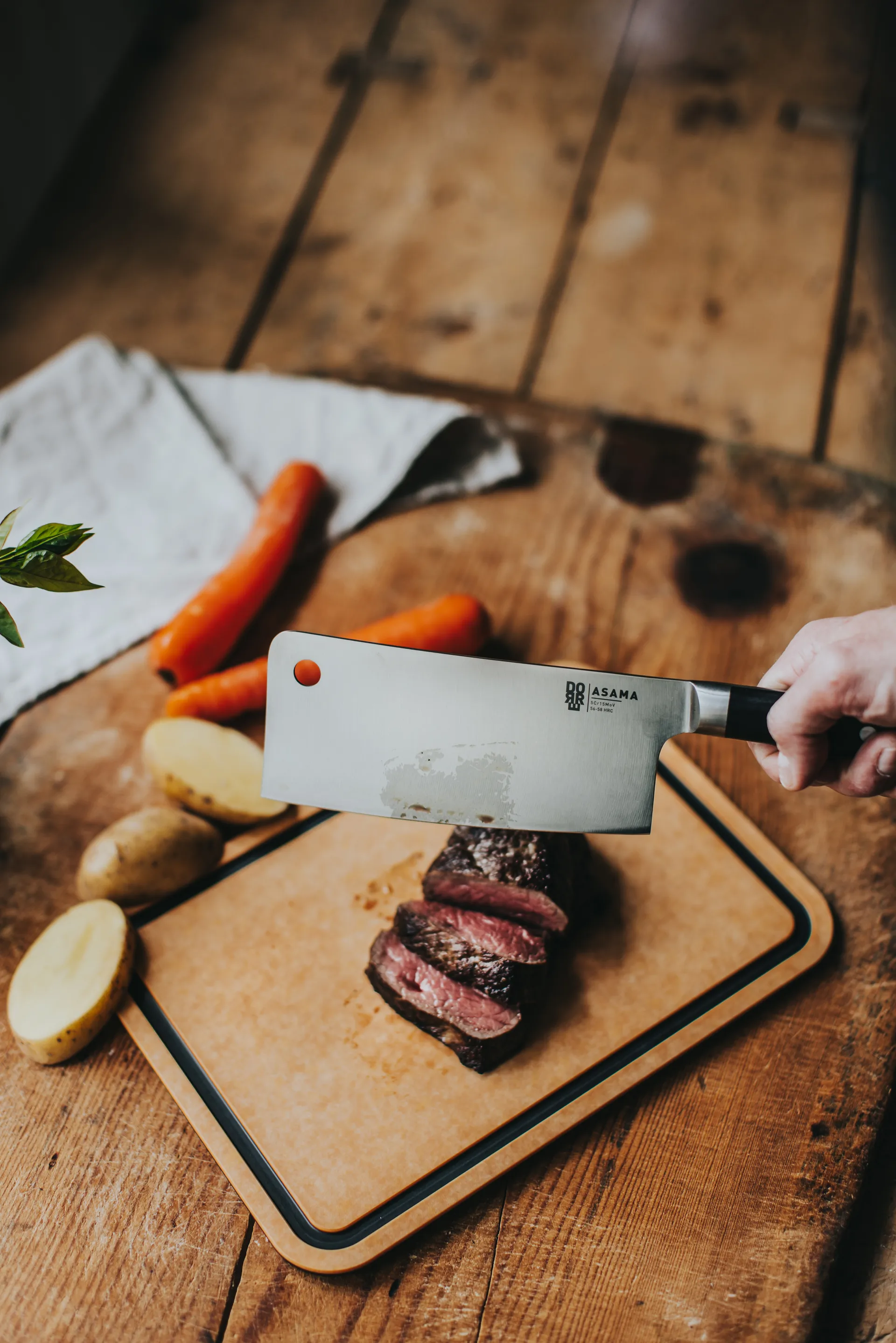 Asama kinesisk kokkekniv 18 cm, Svart håndtak Dorre