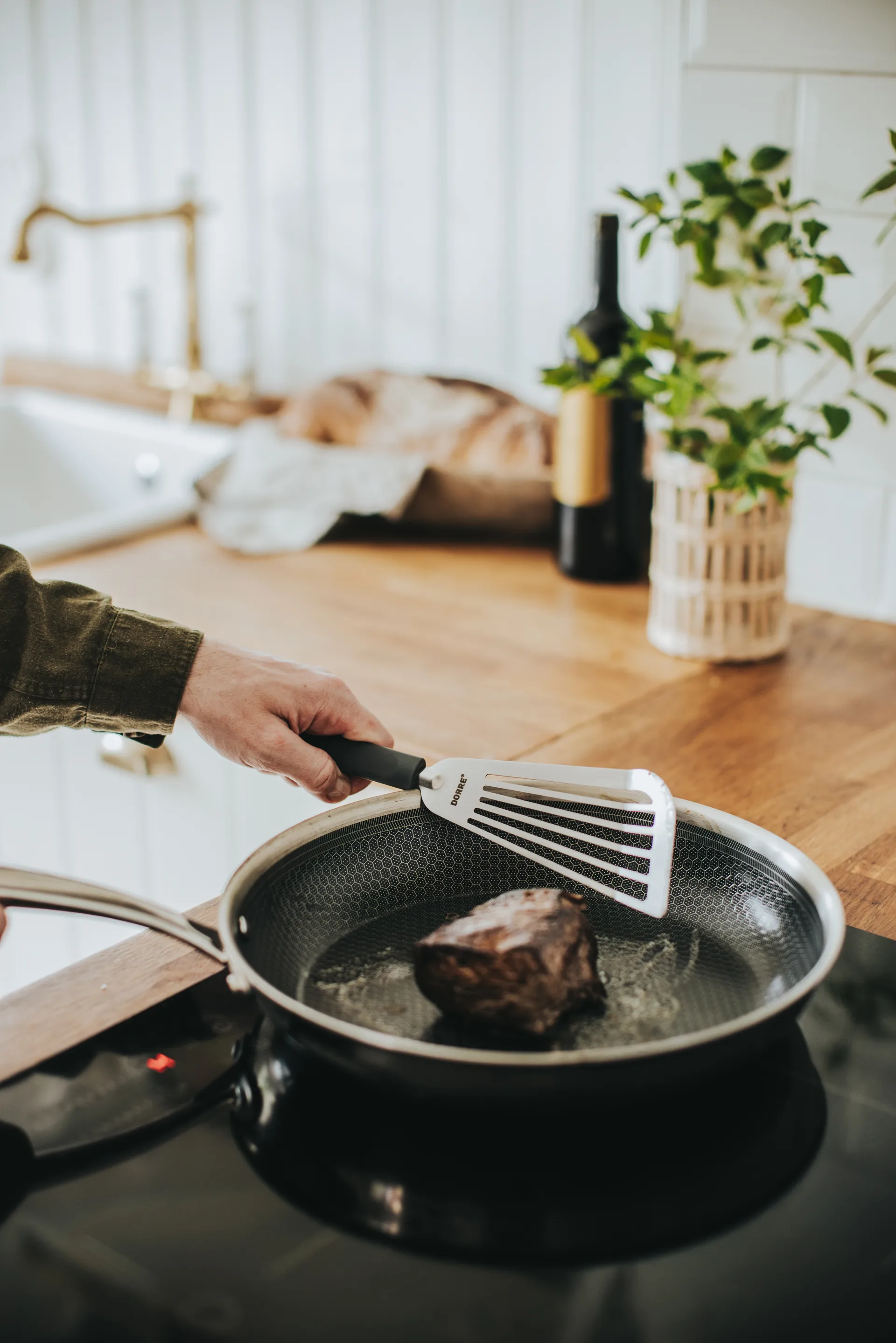 Saira Stekespade 33x8,5x1,8 cm, Rustfritt stål-silikonhåndtak grå Dorre