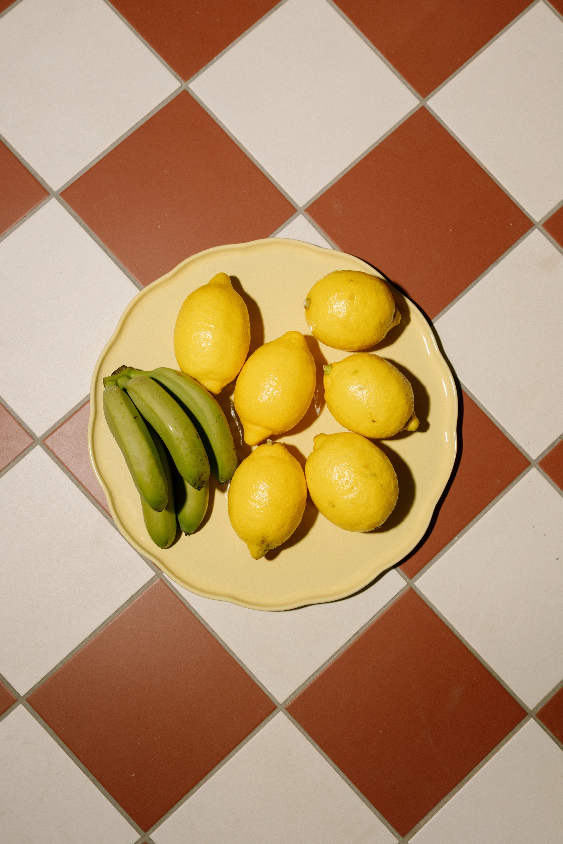 Emile Henry Madeleine serveringsfat, Vanilje, rund Emile Henry