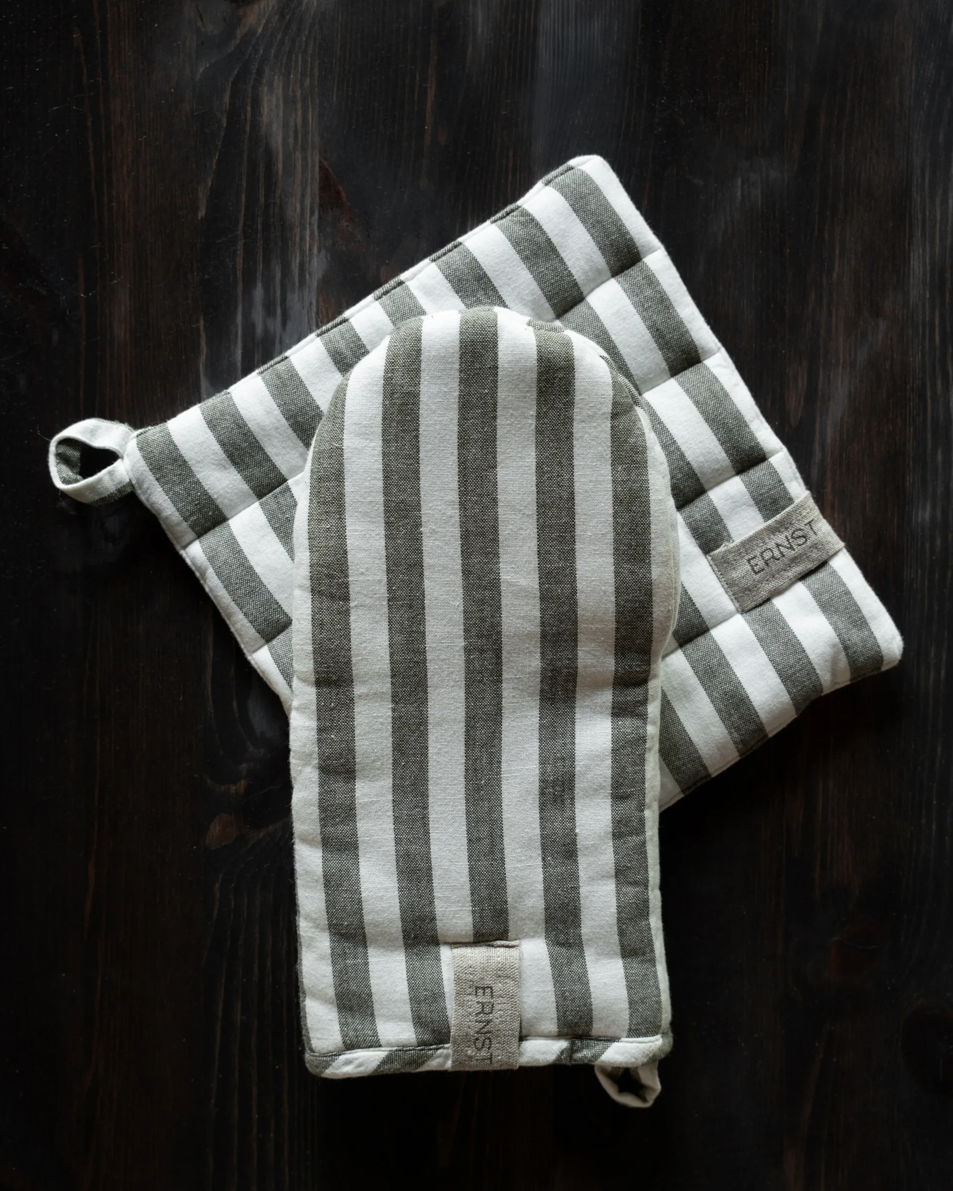 Ernst gryteklut, bred stripe 23x25 cm, Salvie-hvit ERNST