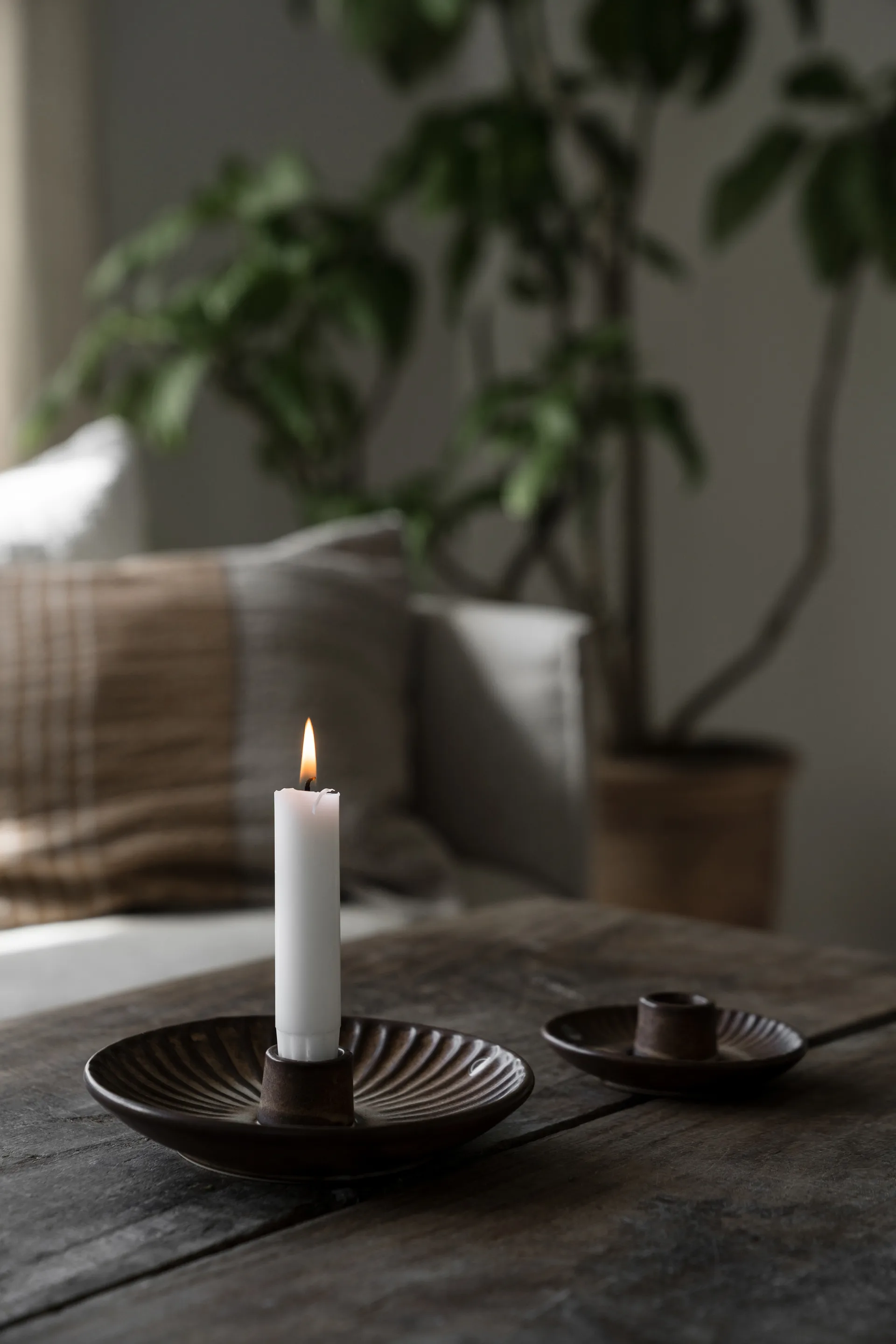 Ernst lysestake Ø16x3,5 cm, Brun-beige ERNST