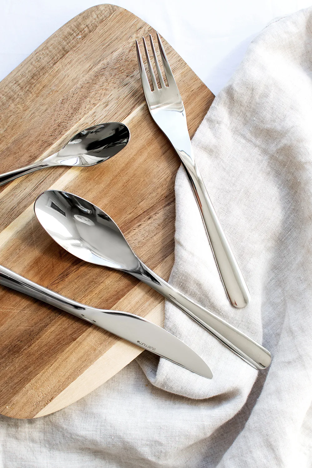 Eternum Alfa bestikksett 24 deler, Rustfritt stål Eternum