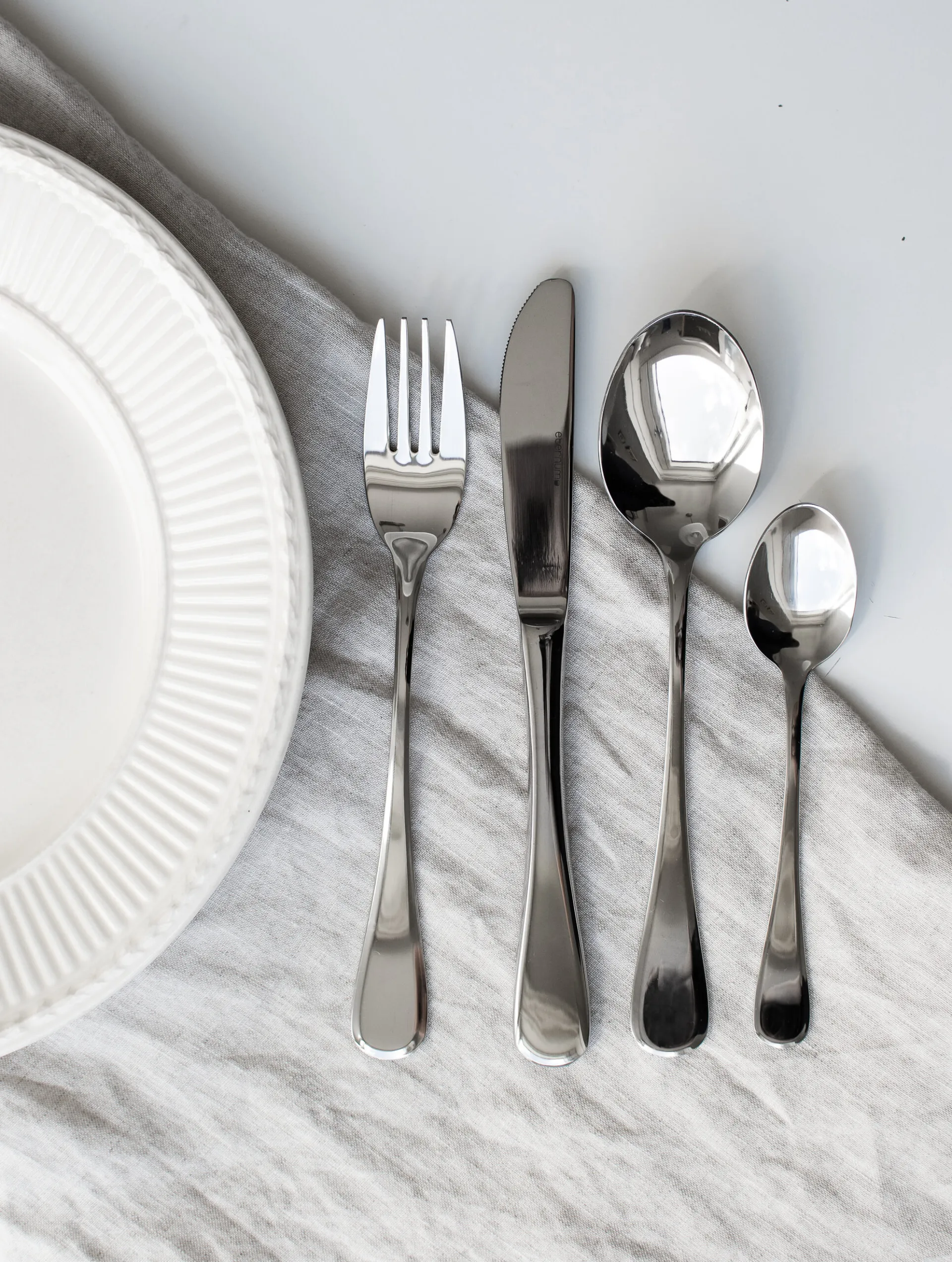 Eternum Rivoli bestikksett 24 deler, Rustfritt stål Eternum