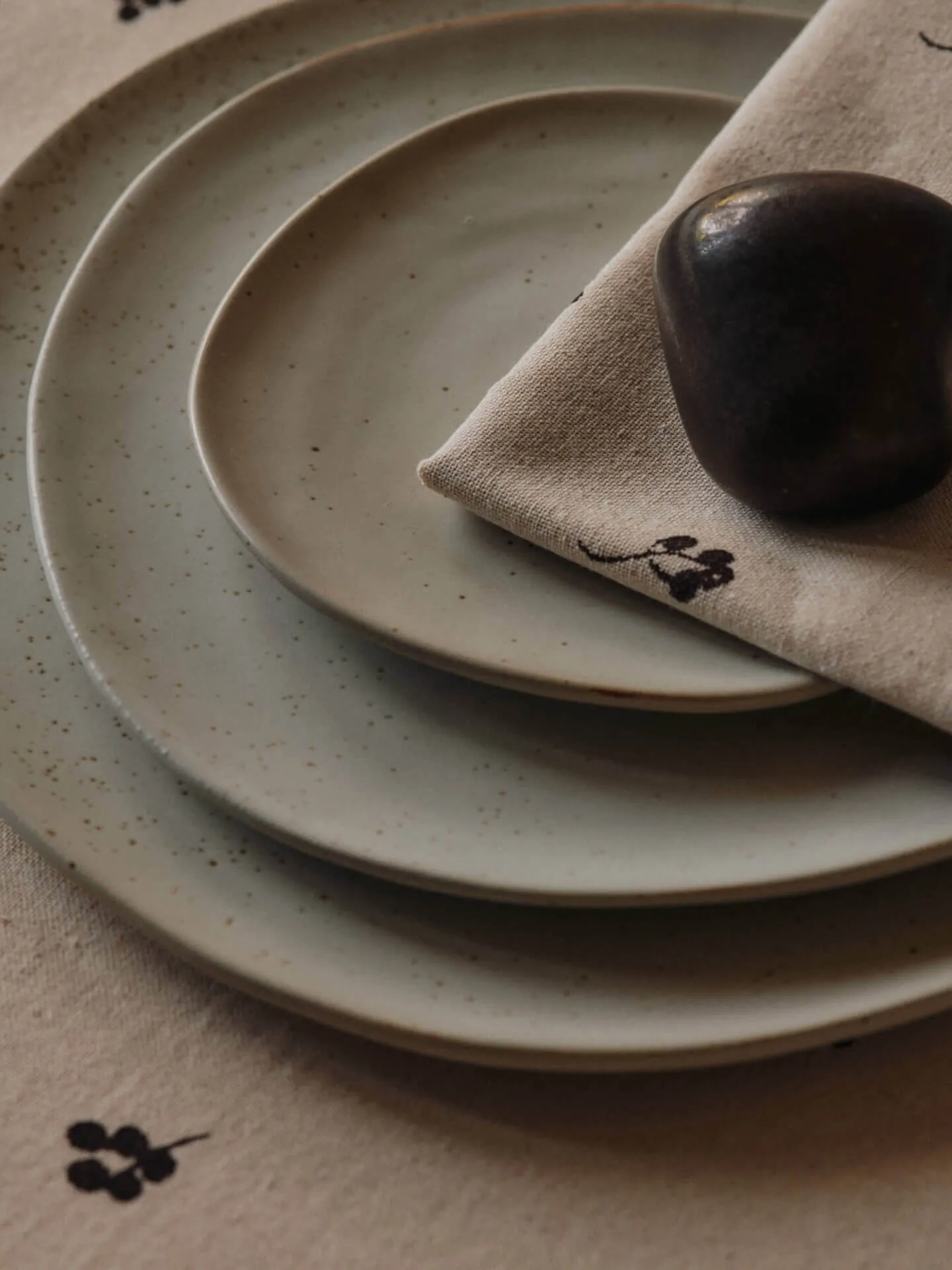 Baies bomullserviett 40x40 cm 4-pakning, Natural-dark chocolate Ferm Living