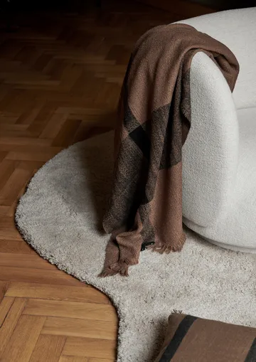 Dry ullpledd 120 x 180 cm - Sugar Kelp / Black - Ferm Living